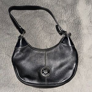 Authentic gently used Dooney & Bourke black shoulder bag
